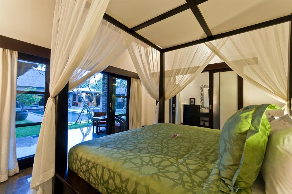 Villa Mahkota Seminyak  Phòng bức ảnh