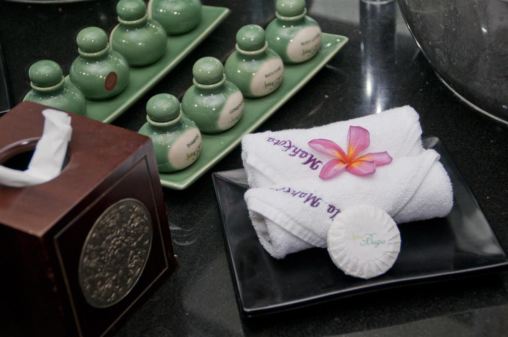 Villa Mahkota Seminyak  Phòng bức ảnh